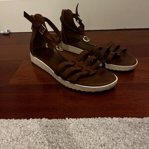 GBG Los Angeles Brown Strappy Ankle Buckle Sandals with White Sole